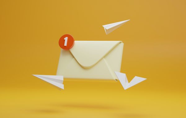 Oman sähköpostilistan luominen ja uutiskirjeiden lähetys